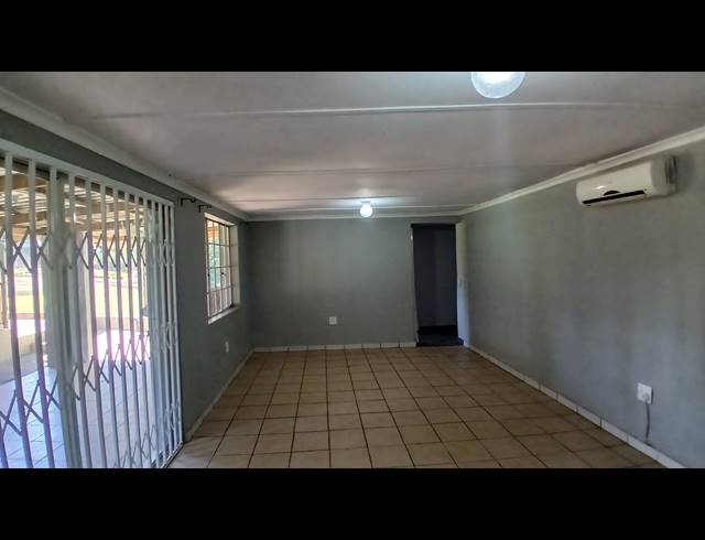 3 BEDROOM HOUSE TO LET IN BISHOPSTOWE